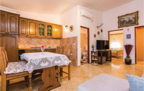 Two-Bedroom Apartment in Vir